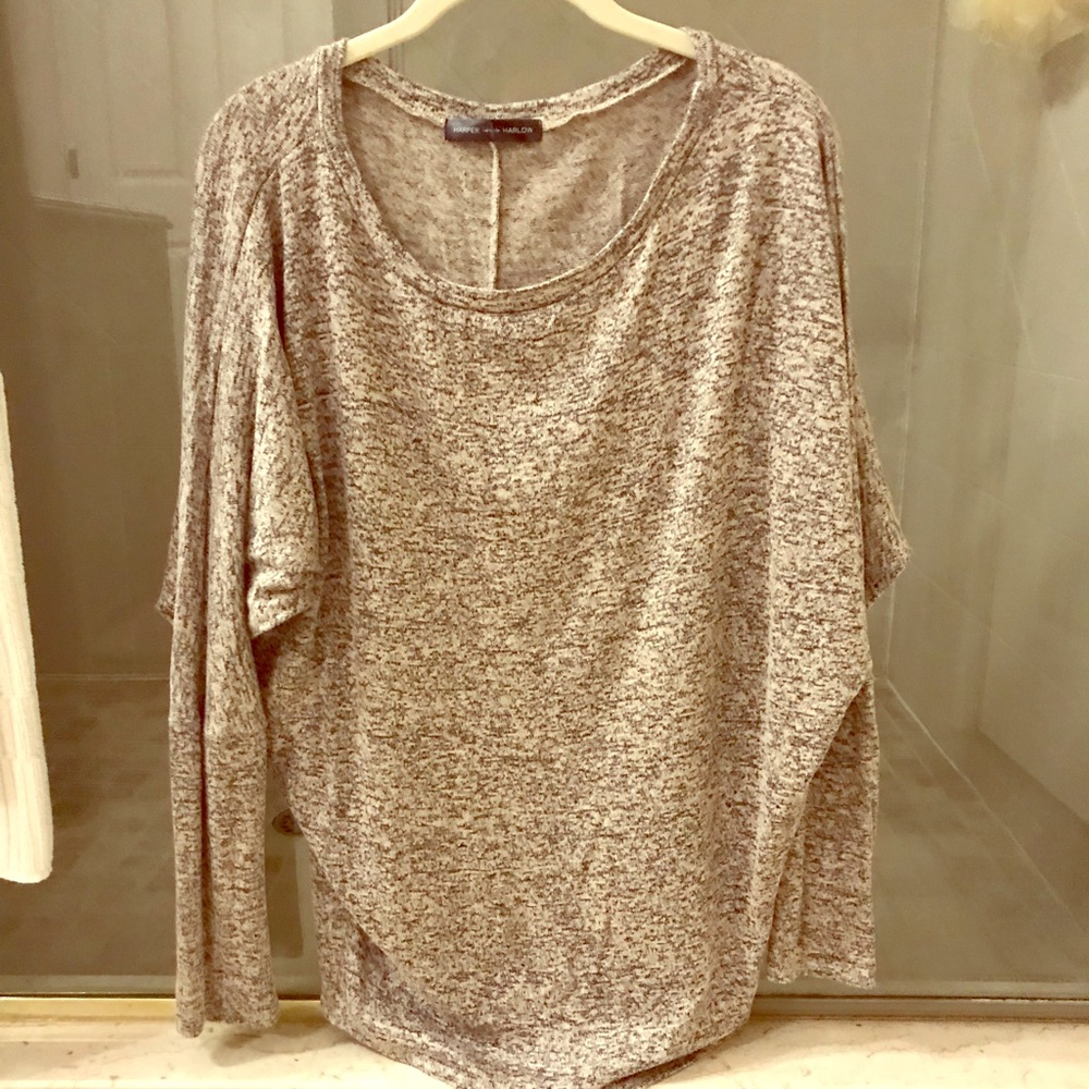 extremely comfortable quarter sleeve shirt